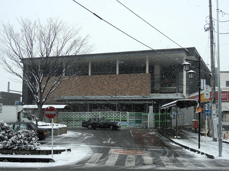 完成間近の地元の駅
