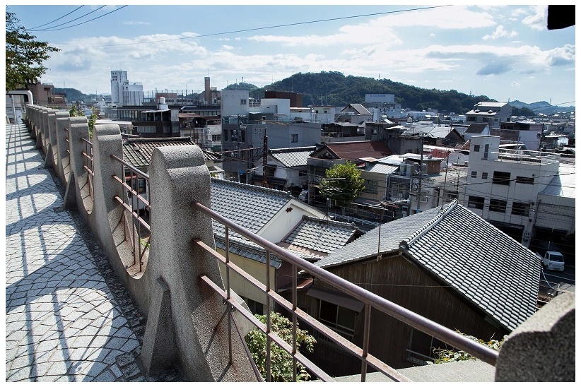宝土寺から尾道の町