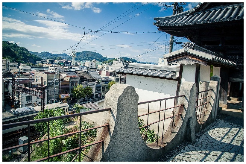宝土寺山門あたり