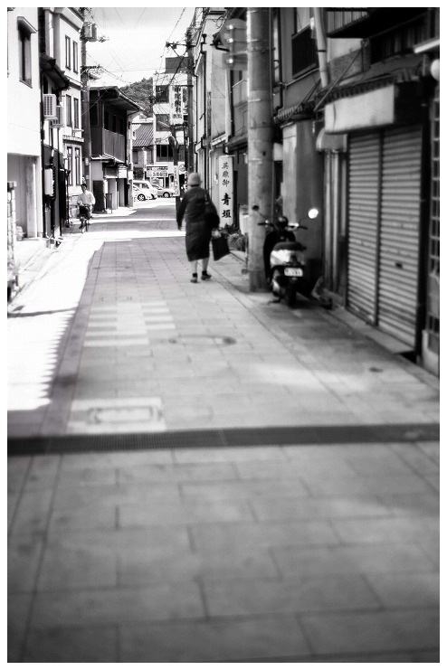 本通り商店街路地土堂1丁目2