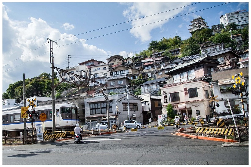 東第一踏切前
