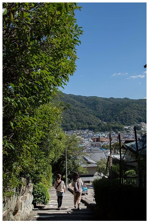 神楽岡から鹿ヶ谷を望む