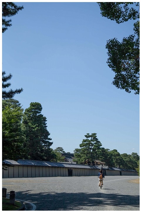 京都御所とママチャリ