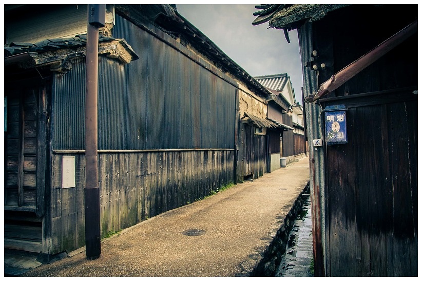 橿原市今井町の路地