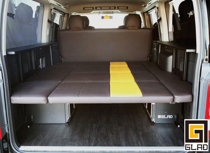 GLAD「Gブロックベッドキット」200系ハイエース広島のオーナー様へ納車です。