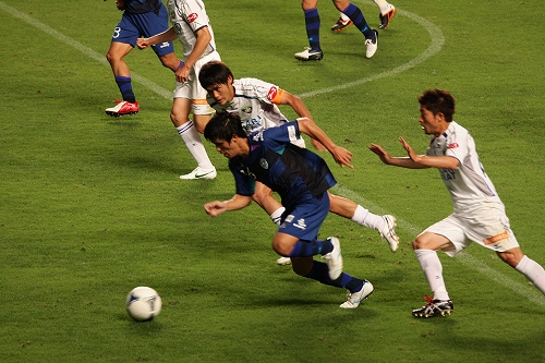 石津