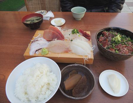 お刺身と鮪丼