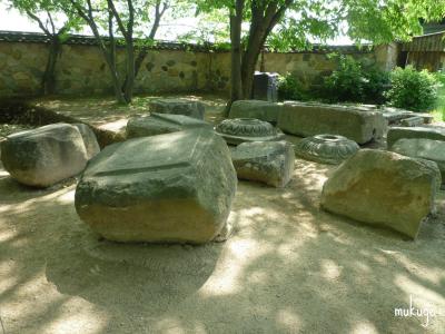 芬皇寺 塔石