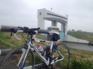 朝霞水門