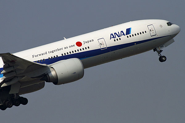 ANA B777-300ER JA786A
