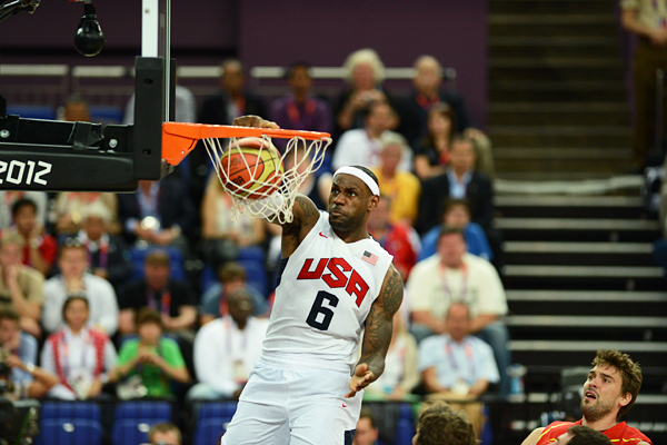 NBAバスケットROBINSON champion48黒タンクトップ（Champion