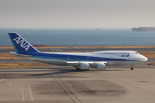 747KOJ-009.jpg