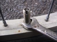 20121128_bicycle_tire_tube_replacement_04.jpg