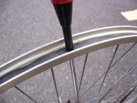 20121128_bicycle_tire_tube_replacement_26.jpg