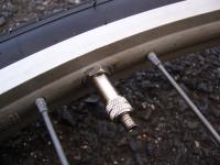 20121128_bicycle_tire_tube_replacement_31.jpg