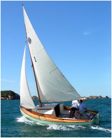 Weekender Sailboat [How To &amp; DIY Building Plans] - Boat