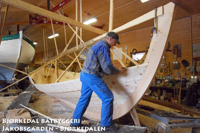 wooden boat builder how to & diy building plans - boat