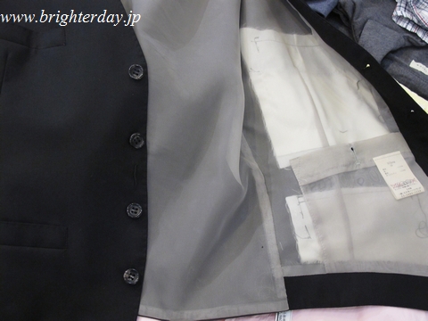 hoolywoodvest04.jpg