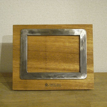 a351