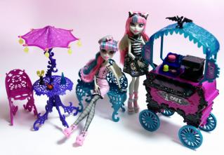 Monster High Travel Scaris Café Cart