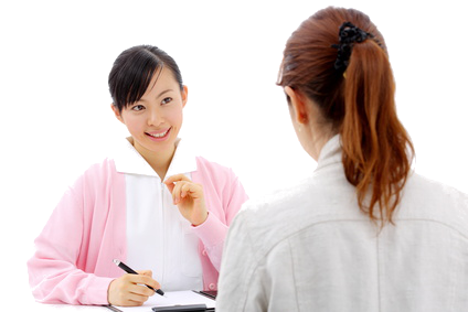 勧誘をされる女性