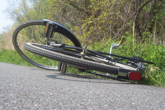 bicycle-accident-hit.jpg