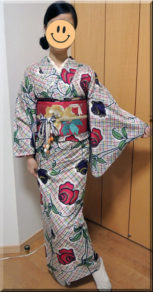 ガーリーチェック銘仙&お花がチェック刺繍帯で、チェック着物コーディネート♪