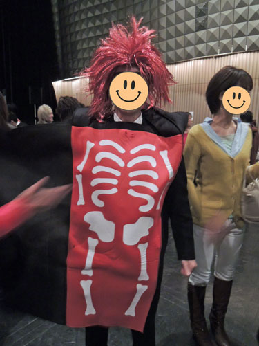 棺桶コスプレの中身