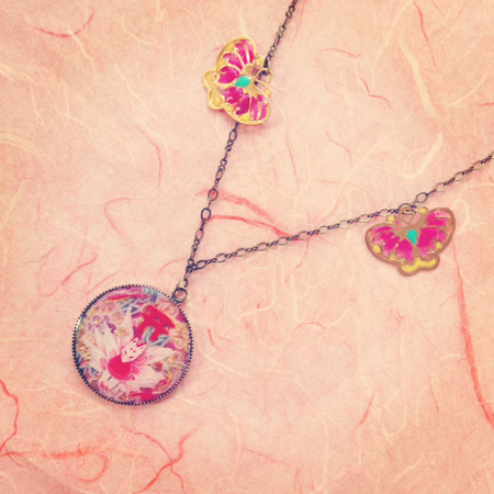kyu-bi-pendant6.jpg