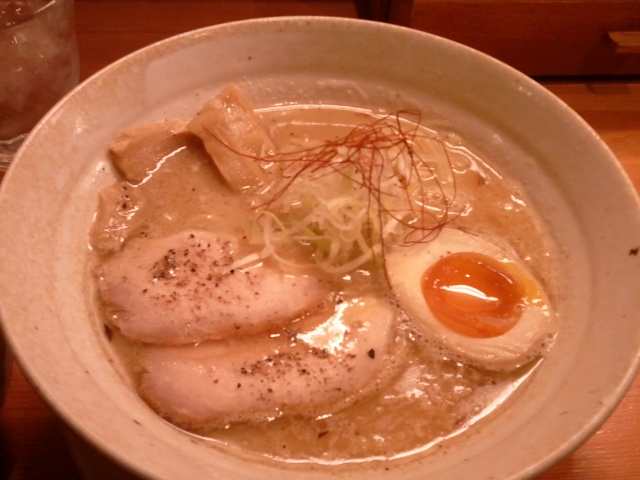 麺元素_中なか_201301-01