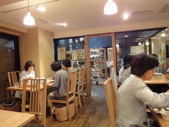たまな店内2