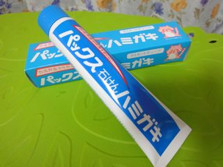 歯磨き粉