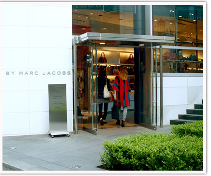 原宿情報は原宿doors Marc By Marc Jacob 表参道 青山fashion情報 マーク バイ マーク ジャコブス