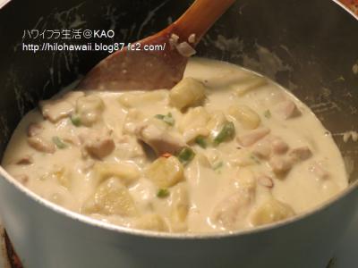 ウルとチキンのココナッツミルク煮