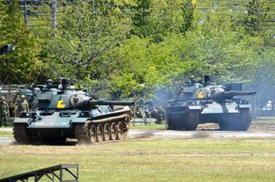 25年 74式戦車(久居駐屯地)