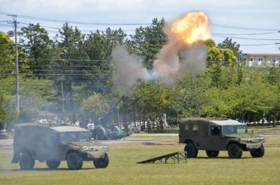 25年 155mm榴弾砲 FH-70 (2)(久居駐屯地)