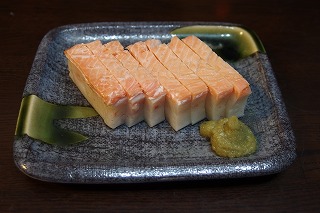 PB050308.jpg