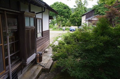 s-R6250587.jpg