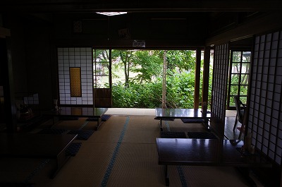 s-R6250589.jpg