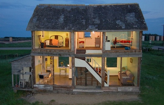 dollhouse.jpg