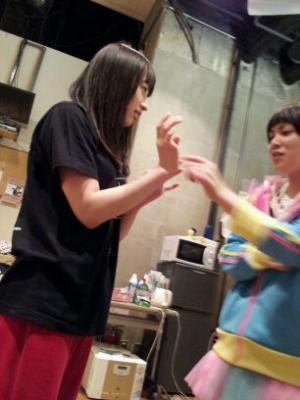 東由樹 審査