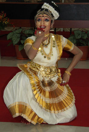 KeralaDance.jpg
