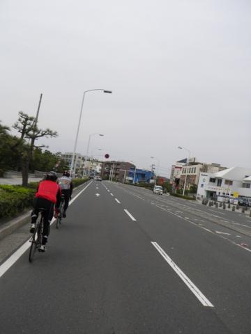 R134茅ヶ崎