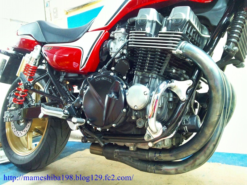 CB750（RC42）用NGCエキゾーストの開発について
