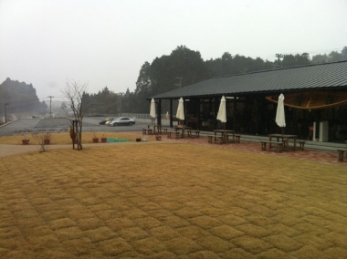 すっごい雪が降ってますが?w