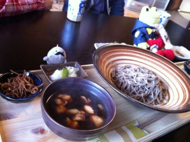 で、例によって鶏蕎麦です