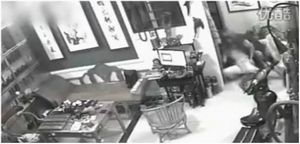 中国、男と女の強盗チーム