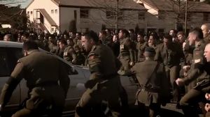 【NZ】倒れた戦友をマオリ族のハカダンスで送り出す