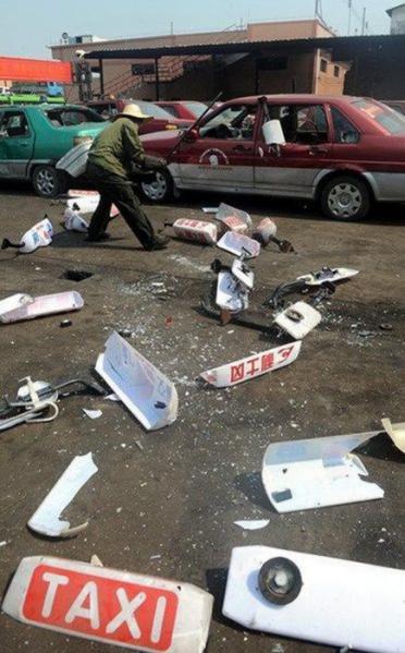 taxi-wars04.jpg