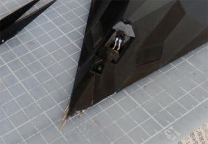 F117-002.jpg